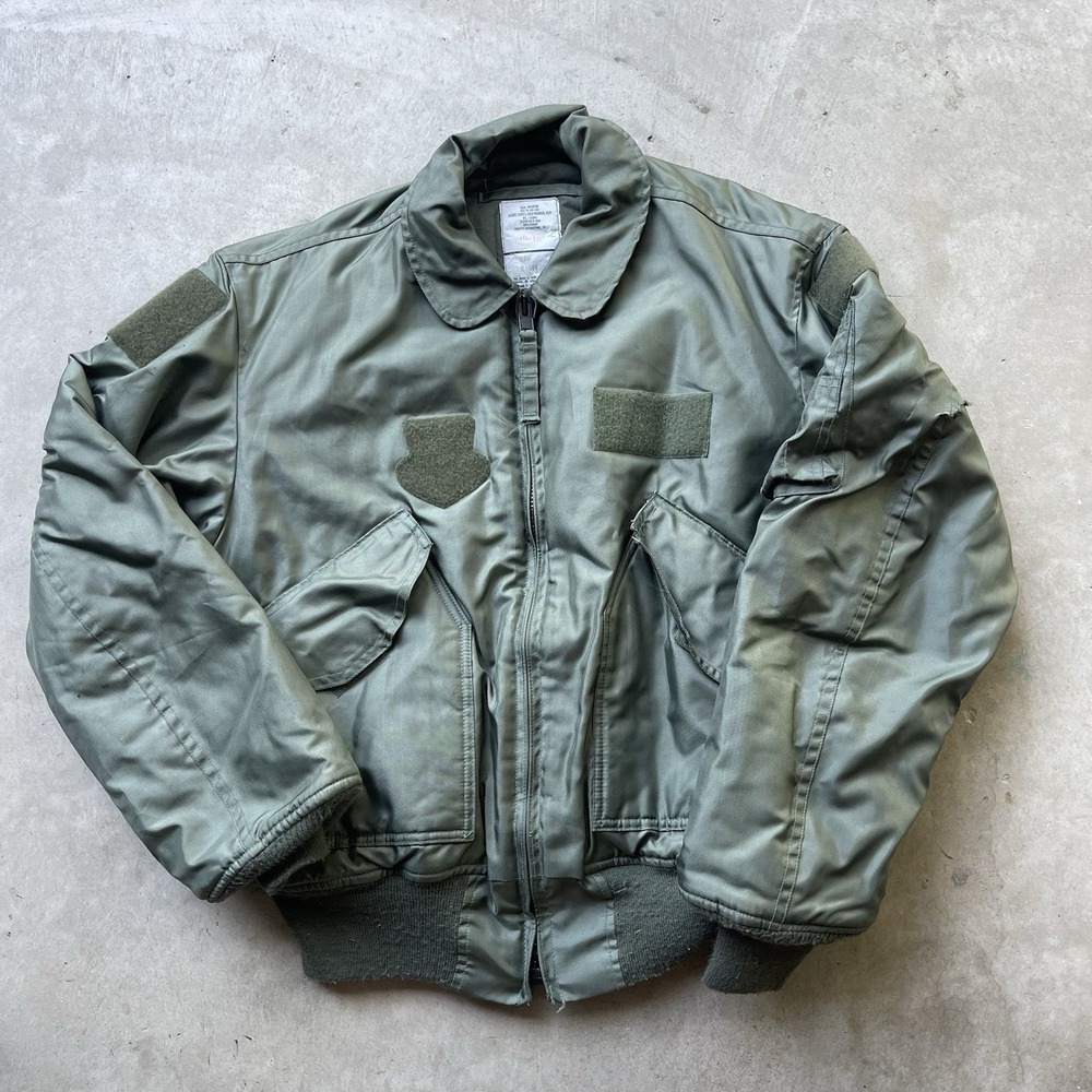 Vintage Military Cold Weather CWU-45/P‎ Green Flight Bomber Jacket Size M